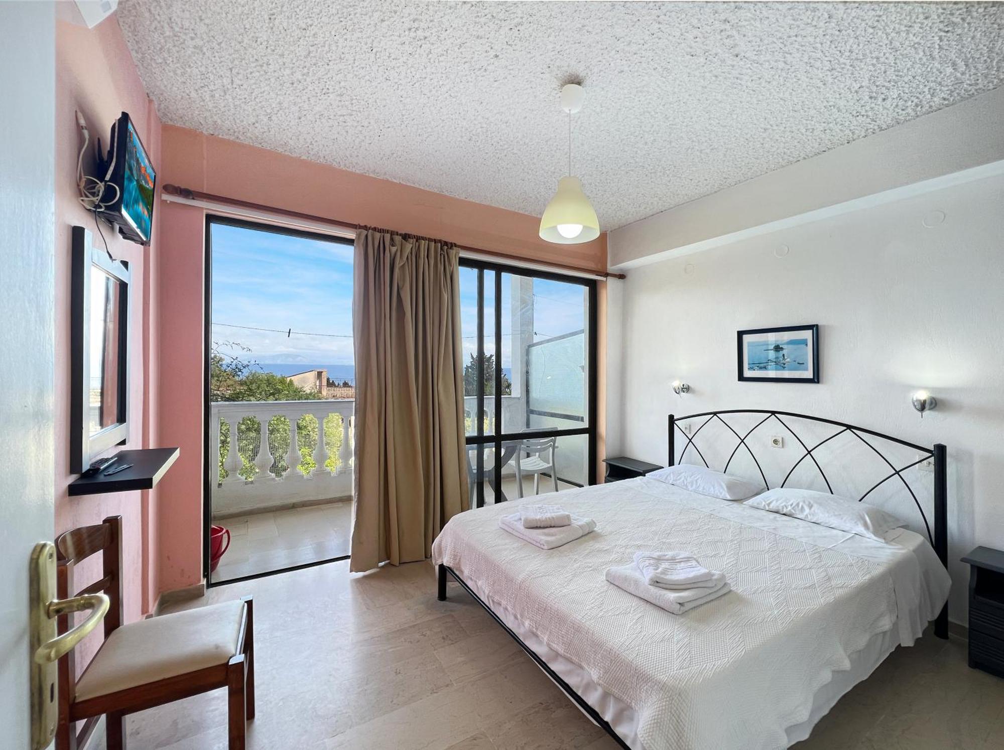 Corfu Andromaches Aparthotel 3*